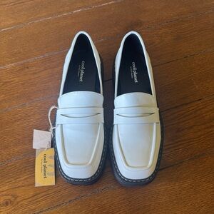 NWT Cool Planet by Steve Madden Hazel White Chunky Platform Loafers Size 10M
